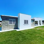 Vila Lorisa *