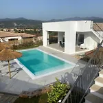 Vila Lorisa *