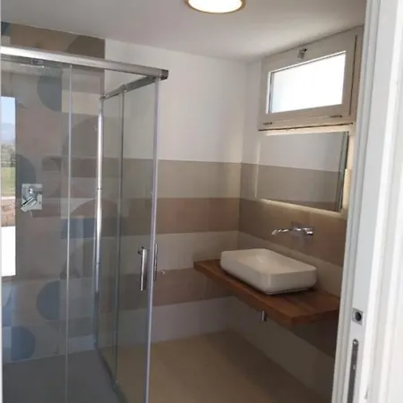 Lorisa タナウネッラ