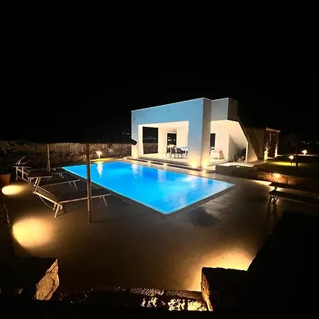 Villa Lorisa Tanaunella