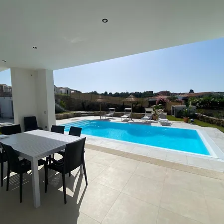 Villa Lorisa *